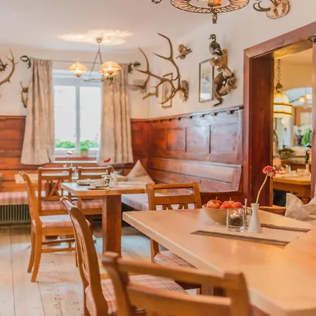 Sport & Baerenwirt Hotell