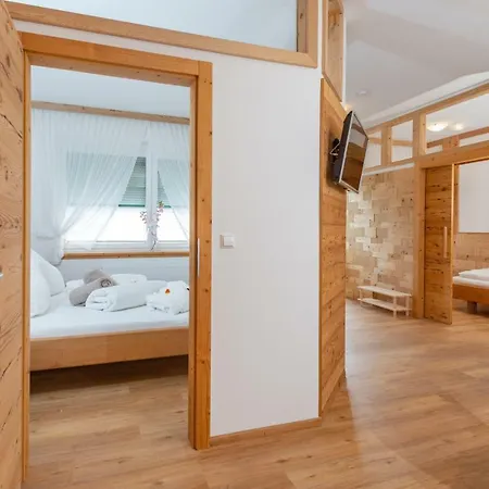 Sport & Baerenwirt 4* Aich (Styria)