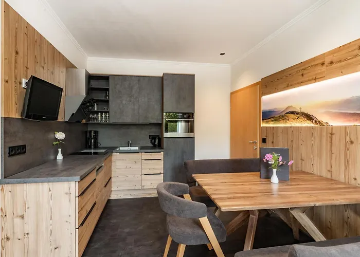 Sport&familienhotel Bärenwirt 4* Aich (Styria)