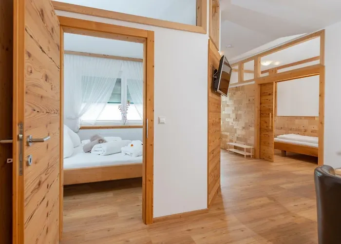 Sport & Baerenwirt 4* Aich (Styria)